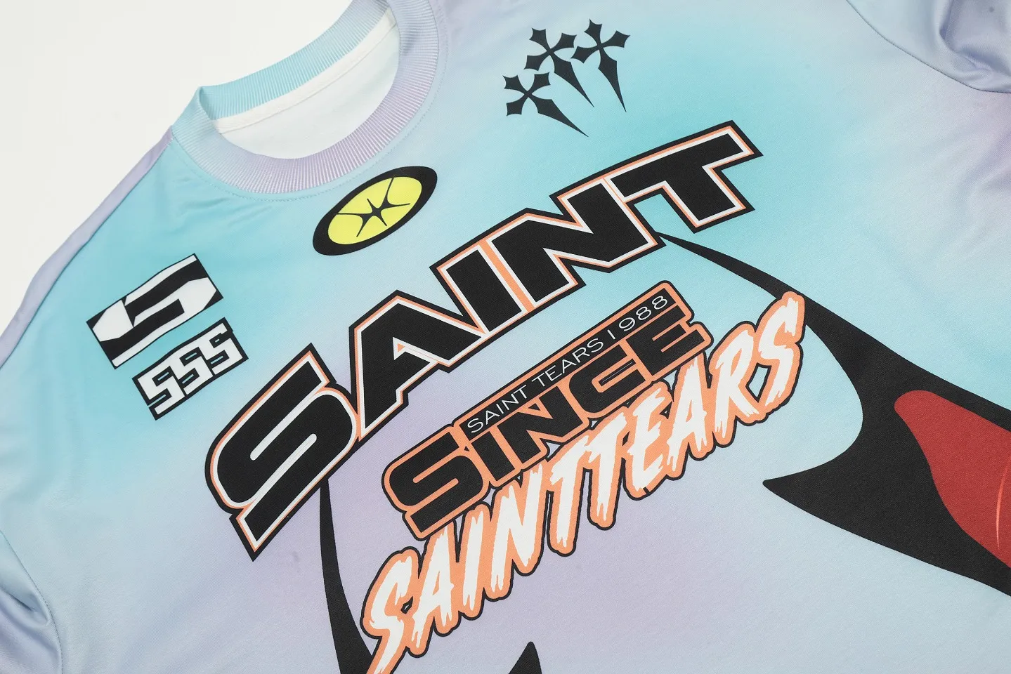 Saint michael tears all-over printed long-sleeved vintage autumn and winter T-shirt Style number: 117 Size: M L XL Wholesale price: 136 Color: blue yellow